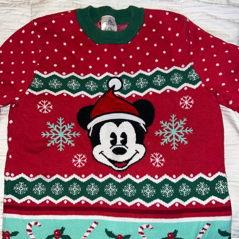 GUC - Mickey Mouse Christmas Sweater
